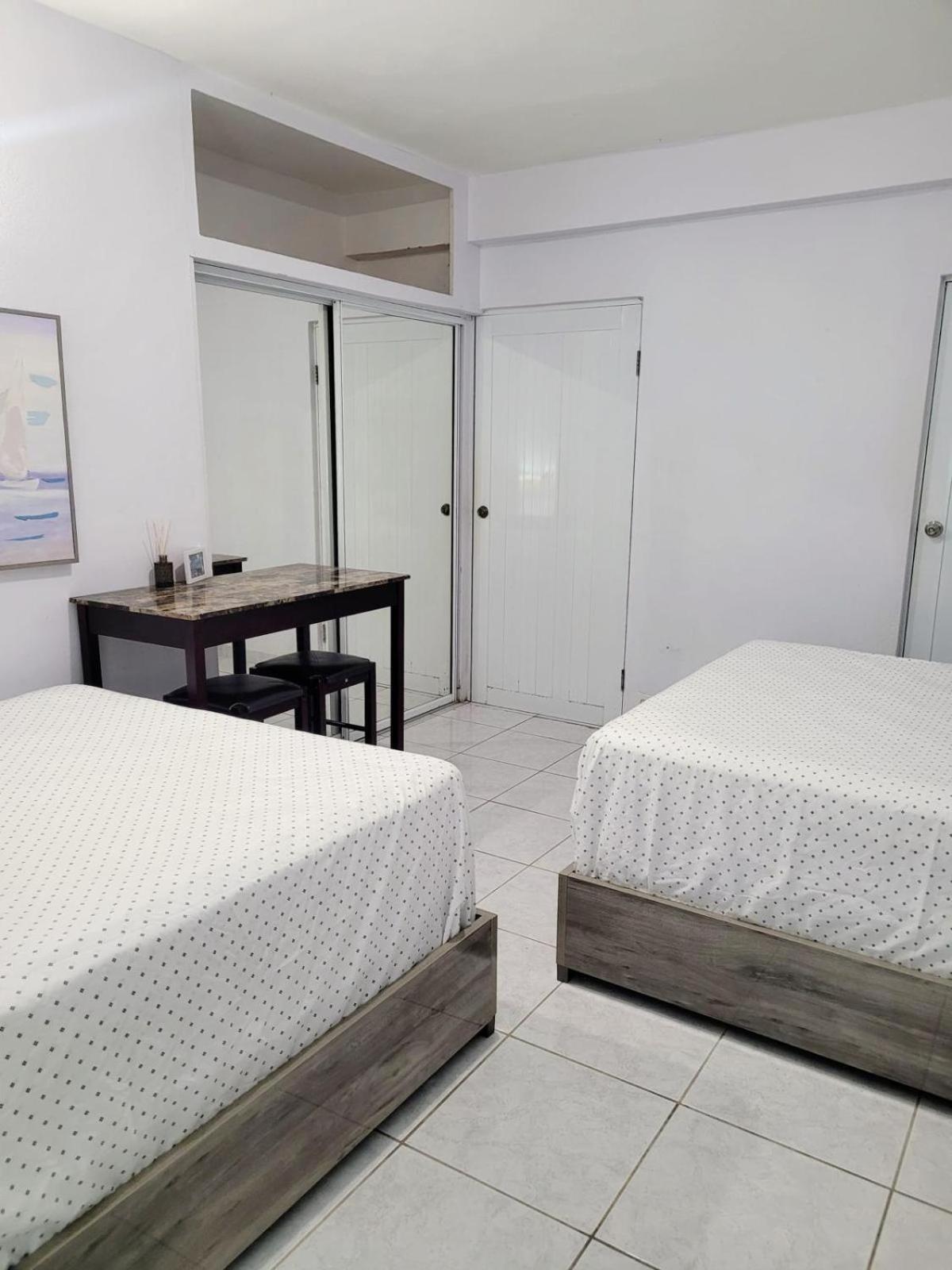 Playa Apartments Салинас Екстериор снимка