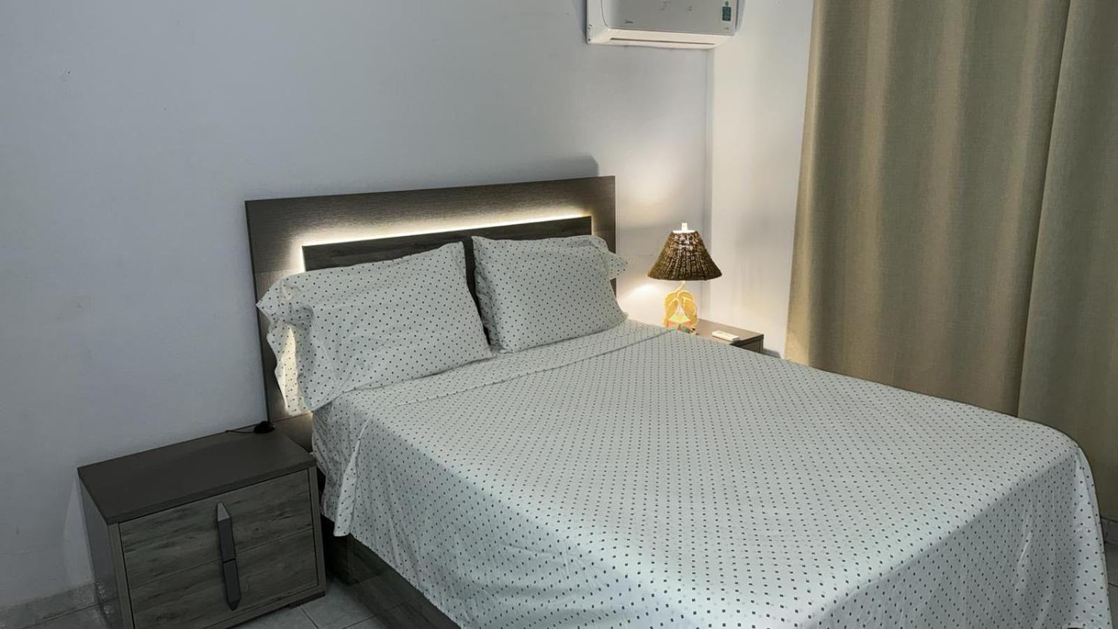 Playa Apartments Салинас Екстериор снимка